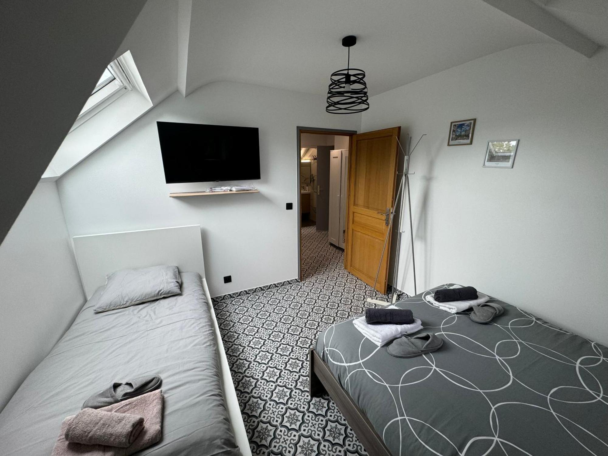 L'Etoile De Seine 77 Appartement 2 Dammarie le Lys Bagian luar foto