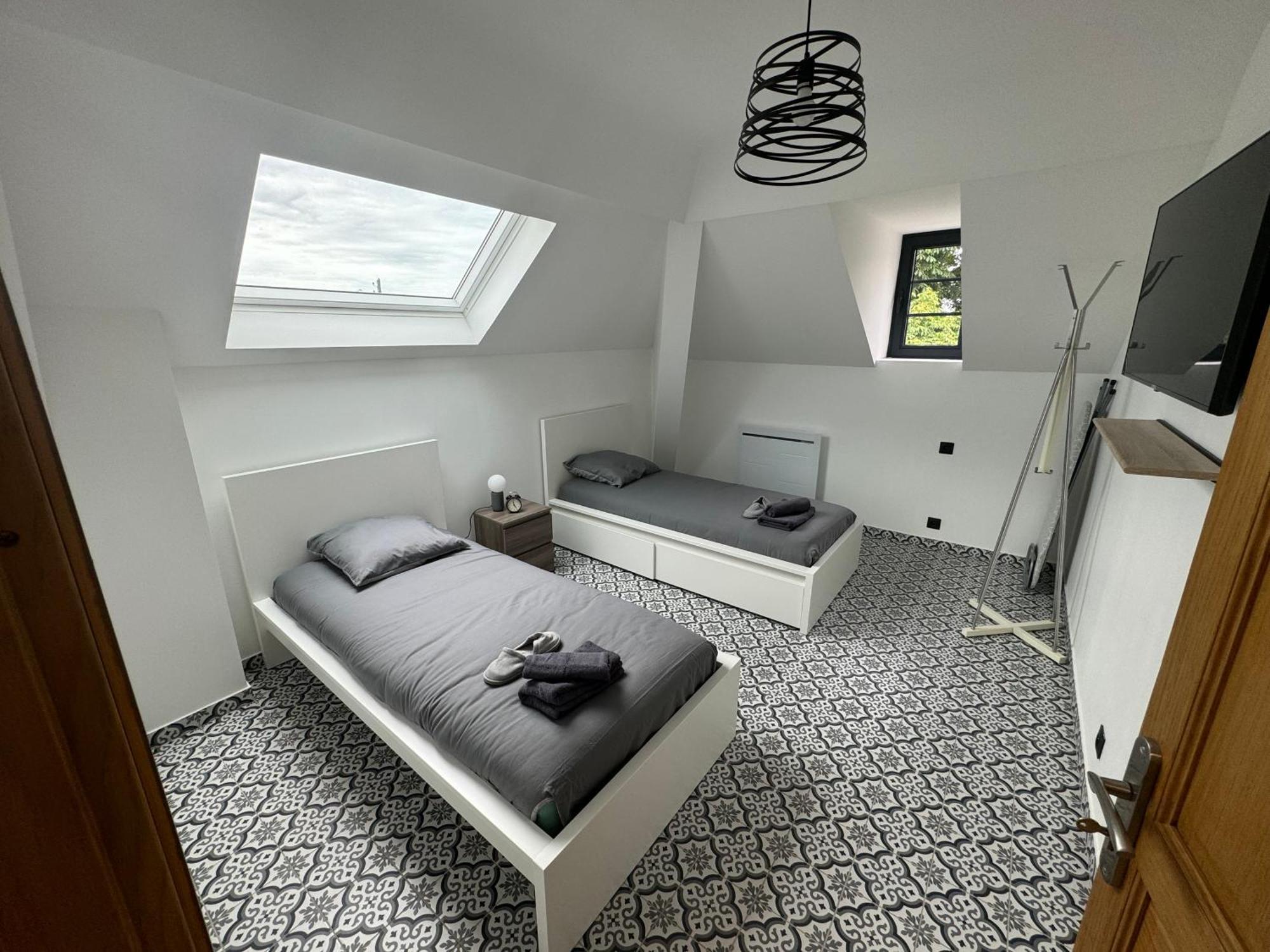 L'Etoile De Seine 77 Appartement 2 Dammarie le Lys Bagian luar foto